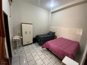 Casa pequena, confortável e bem localizada